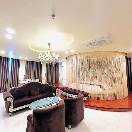 Viet Uc Hotel Ben Tre Exterior photo