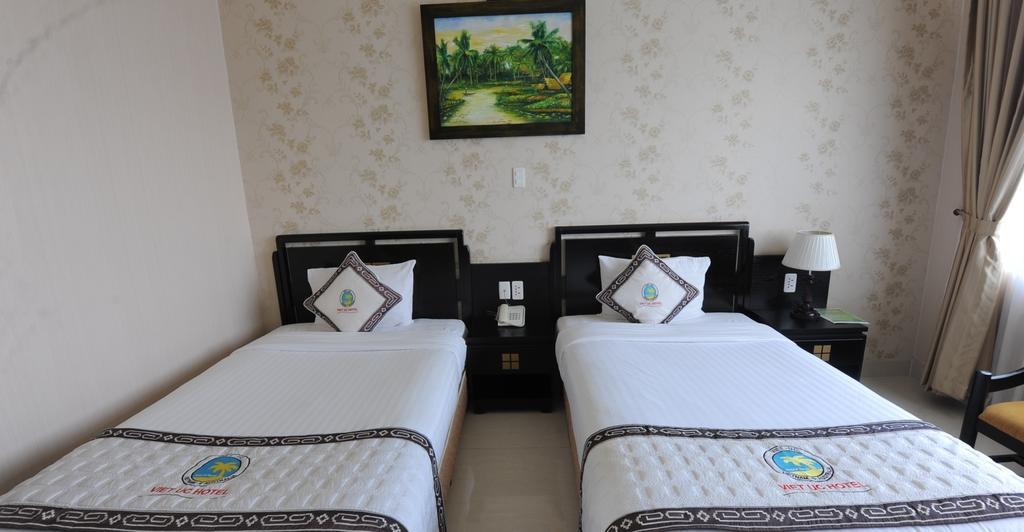 Viet Uc Hotel Ben Tre Exterior photo