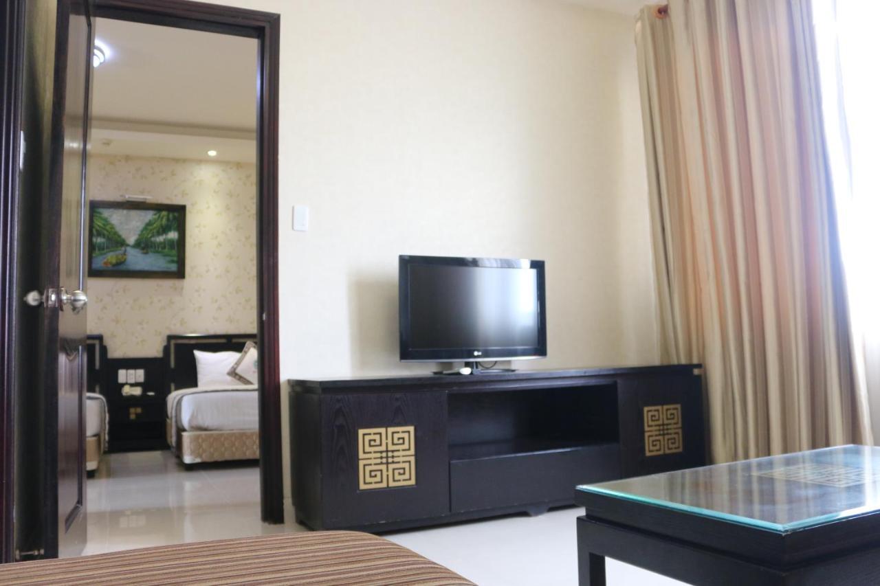Viet Uc Hotel Ben Tre Exterior photo