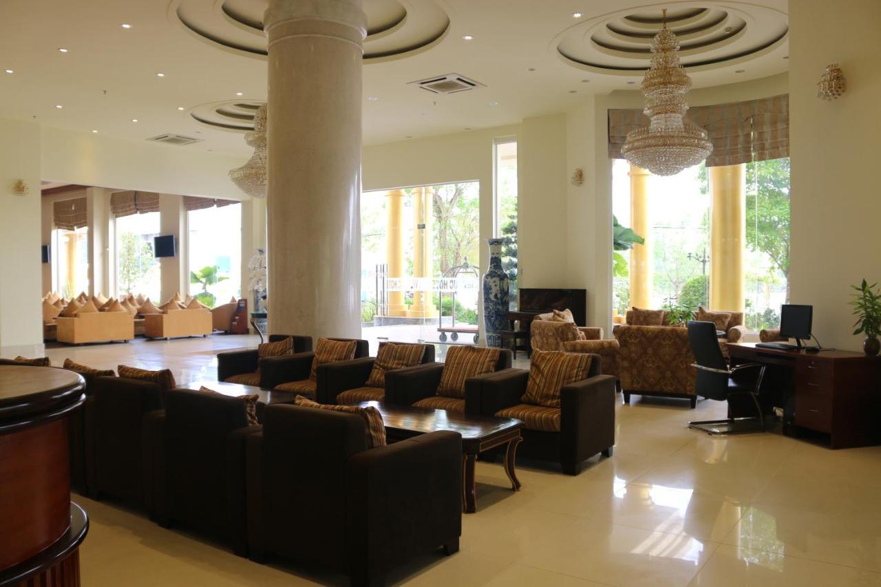 Viet Uc Hotel Ben Tre Exterior photo